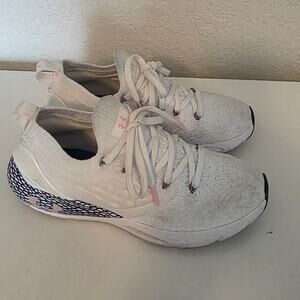 Under Armour Phantom Ladies White Pink Sneakers size 8.5 GUC